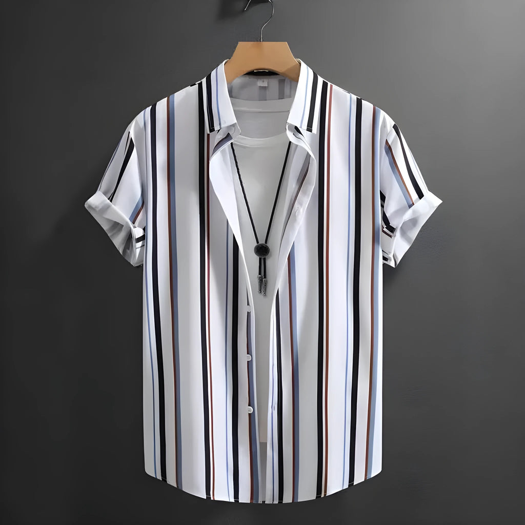 Men's striped short sleeve shirt with stand collar in loose fit for summer casual wear