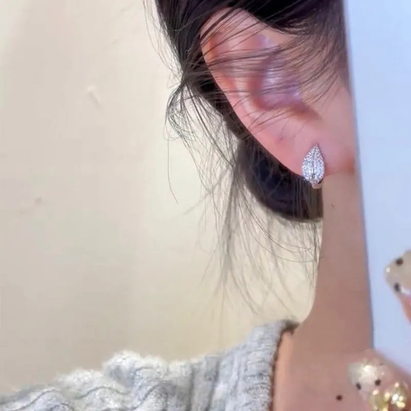Silver full rhinestone zircon leaf-shaped earrings for women on copper base