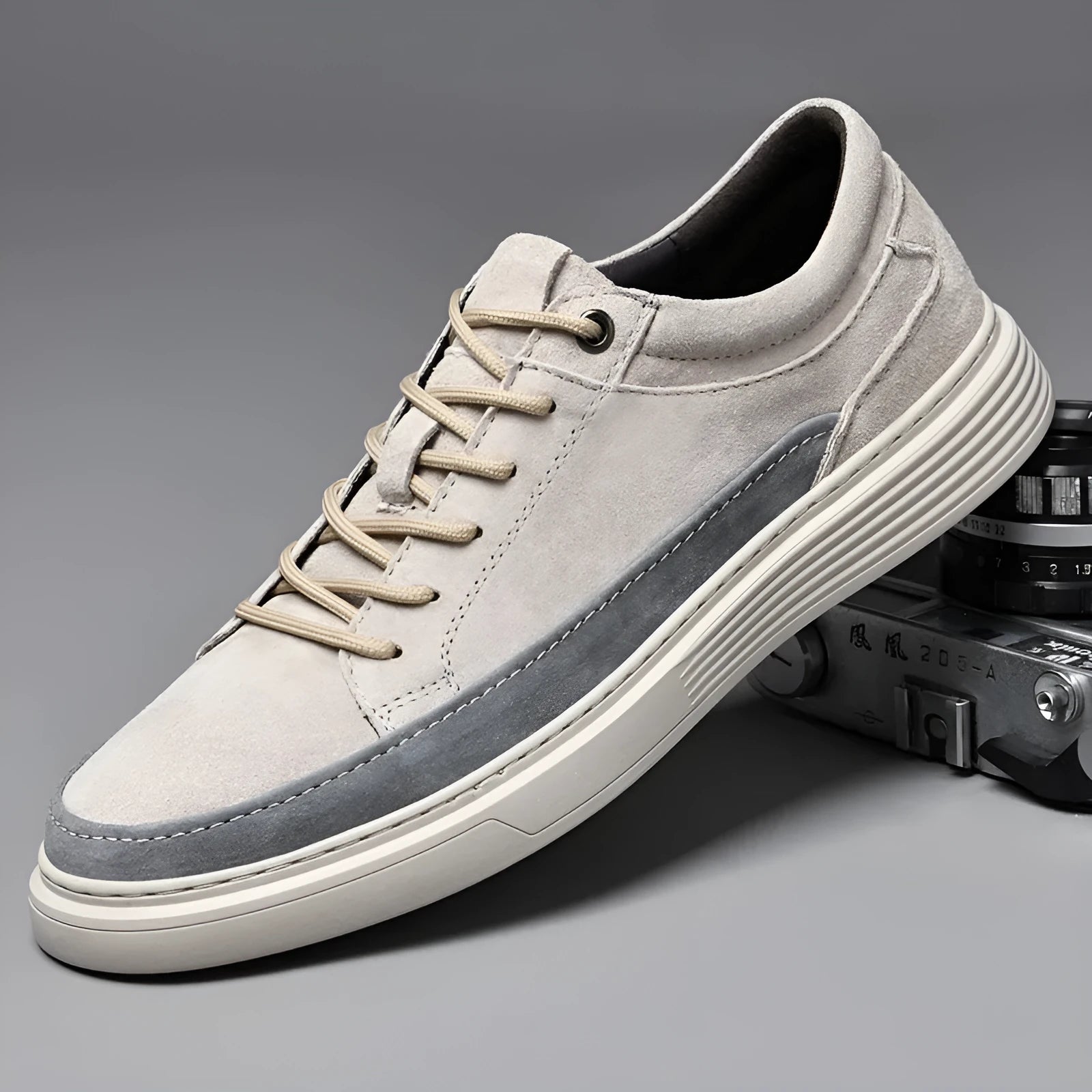 Men's grey casual leather sports shoes with rubber sole and lace-up front