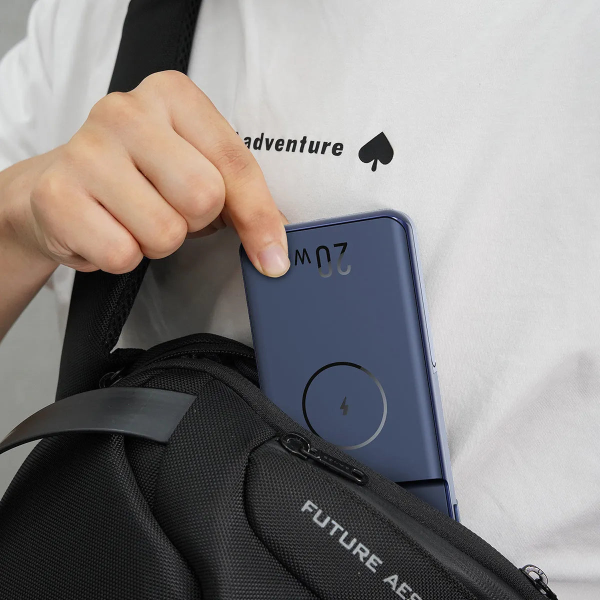 Black magnetic wireless power bank with bracket, 10000mAh capacity, industrial design
