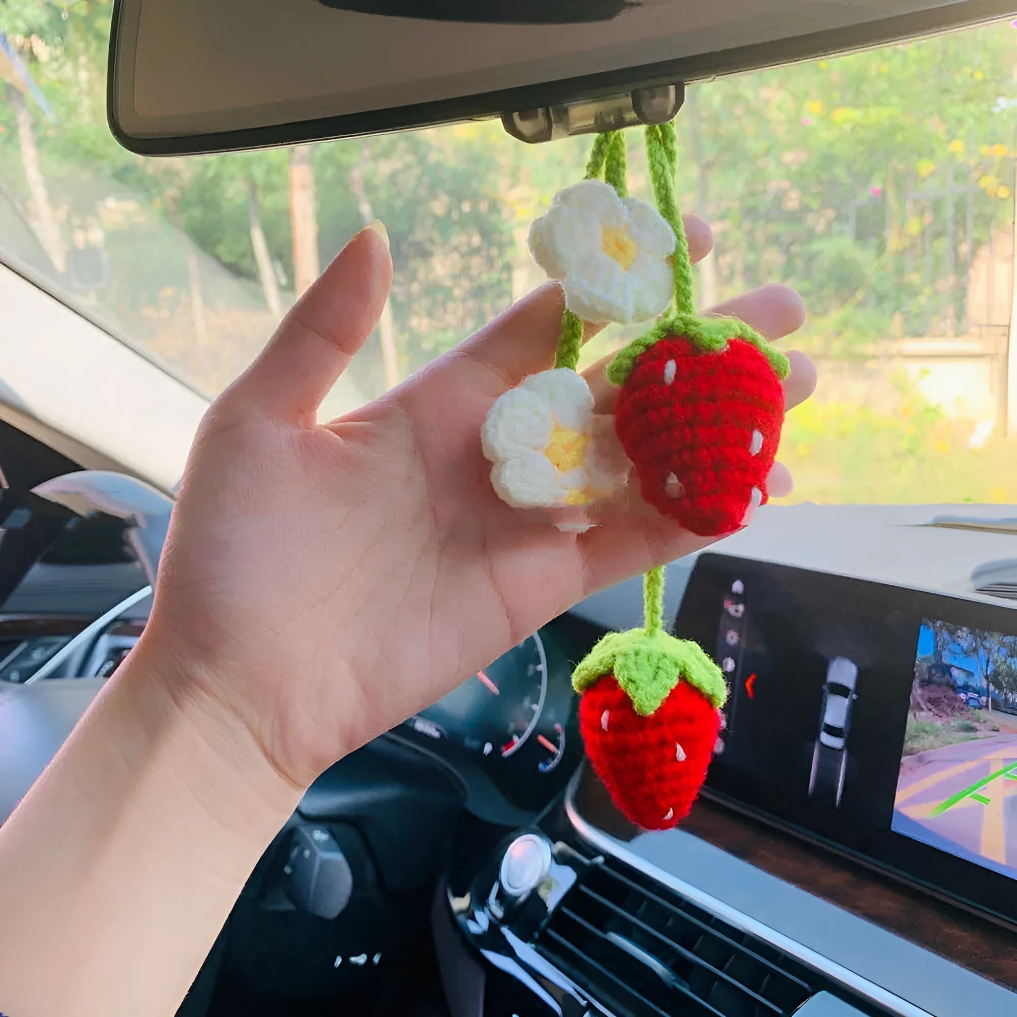 Handmade strawberry-shaped car decoration pendant made from knitted cotton and hemp wool