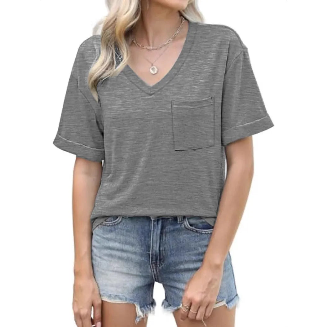 Grey loose V-neck t-shirt with front pocket in Japanese Korean casual style