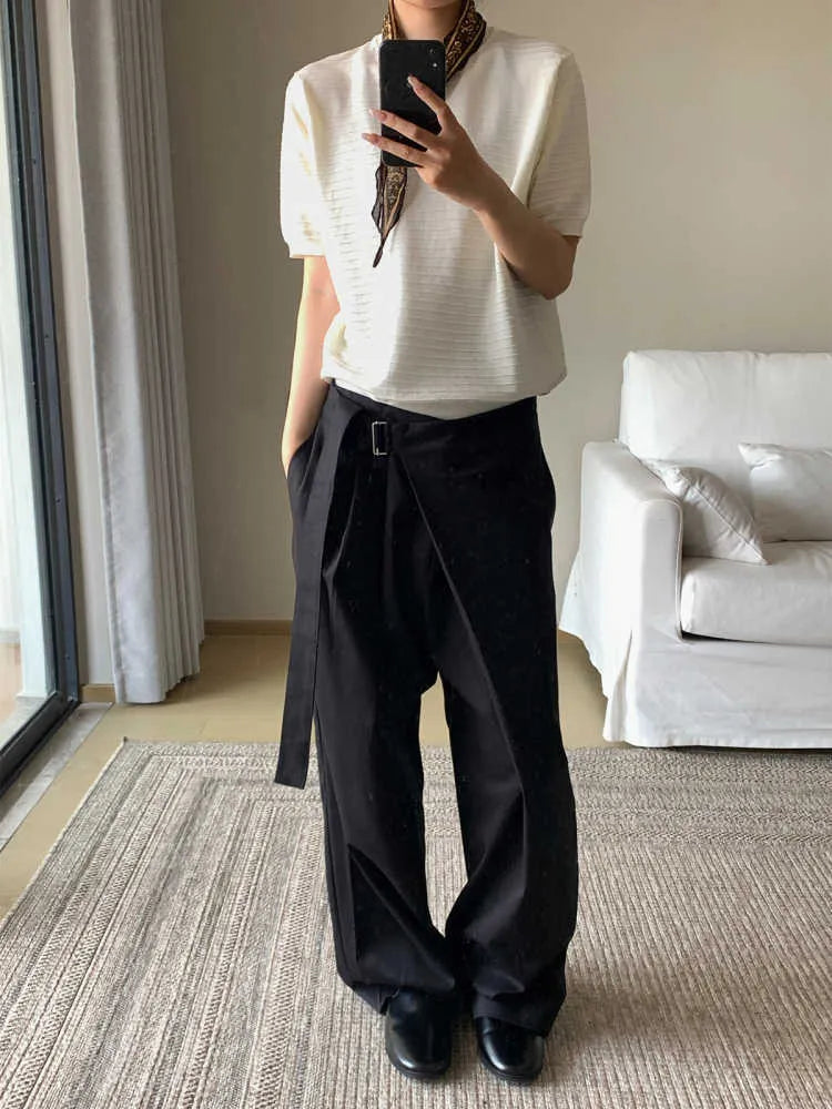 Black straight-leg trousers with adjustable waist and single pleat front in Tencel cotton fabric