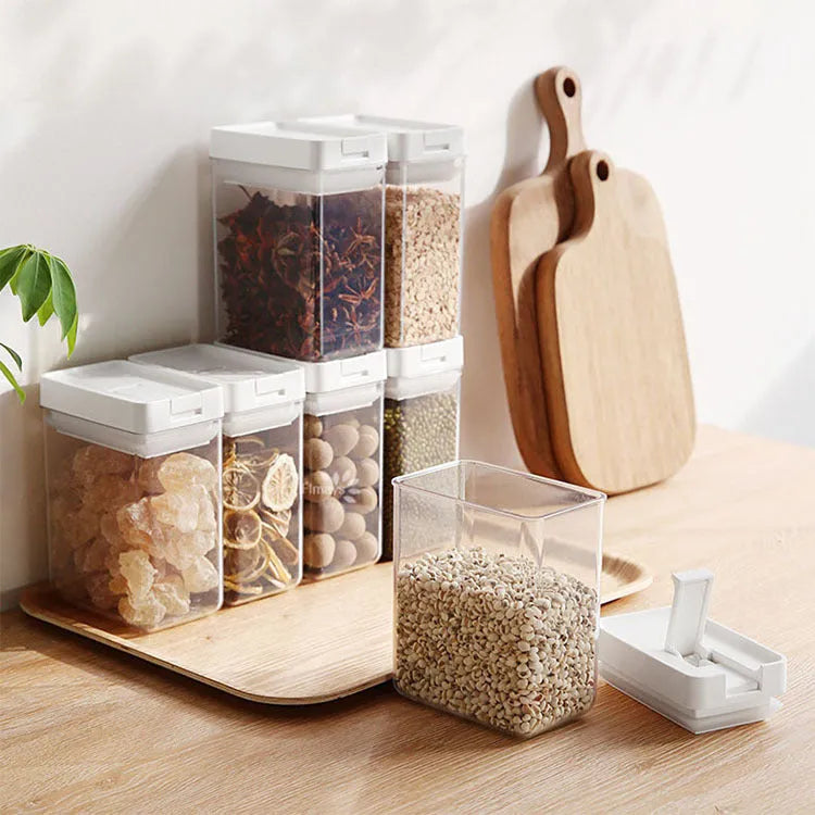 White transparent plastic grain storage container with Japanese design, 400 ml capacity