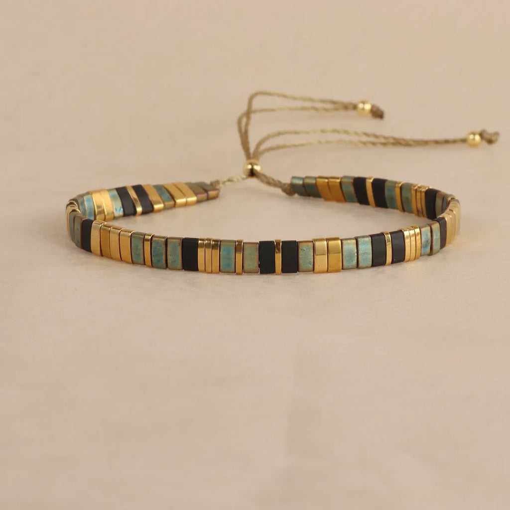 Geometric glass beaded bracelet with pull beads in five colour options