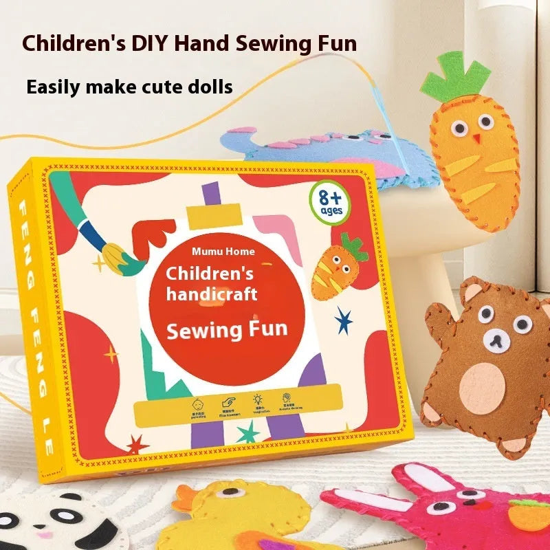 Children's non-woven sewing craft kit in colour box, 19.5 x 16 x 5 cm, with fabric shapes, needle, thread and manual