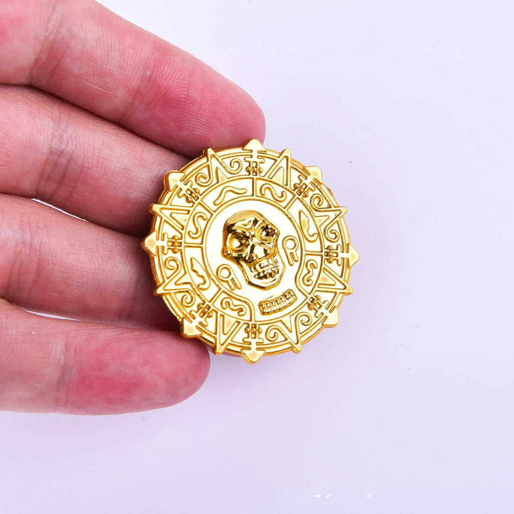 Plastic pirate gold coin toy with pointed design measuring 3.6cm diameter