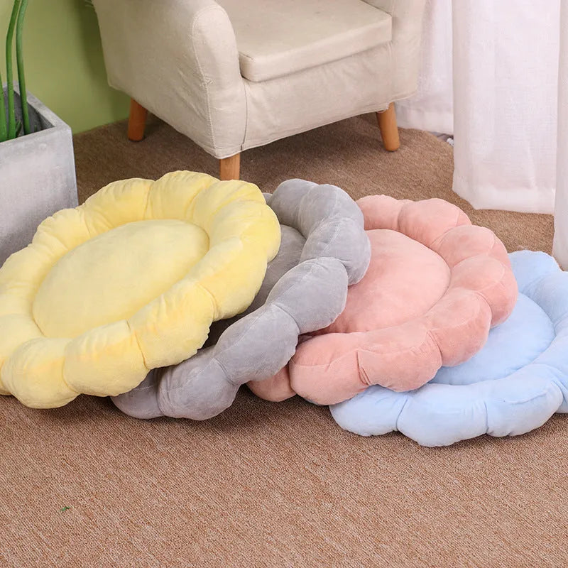 Blue half-surrounded petal design plush pet bed measuring 50x50cm for cats and small dogs