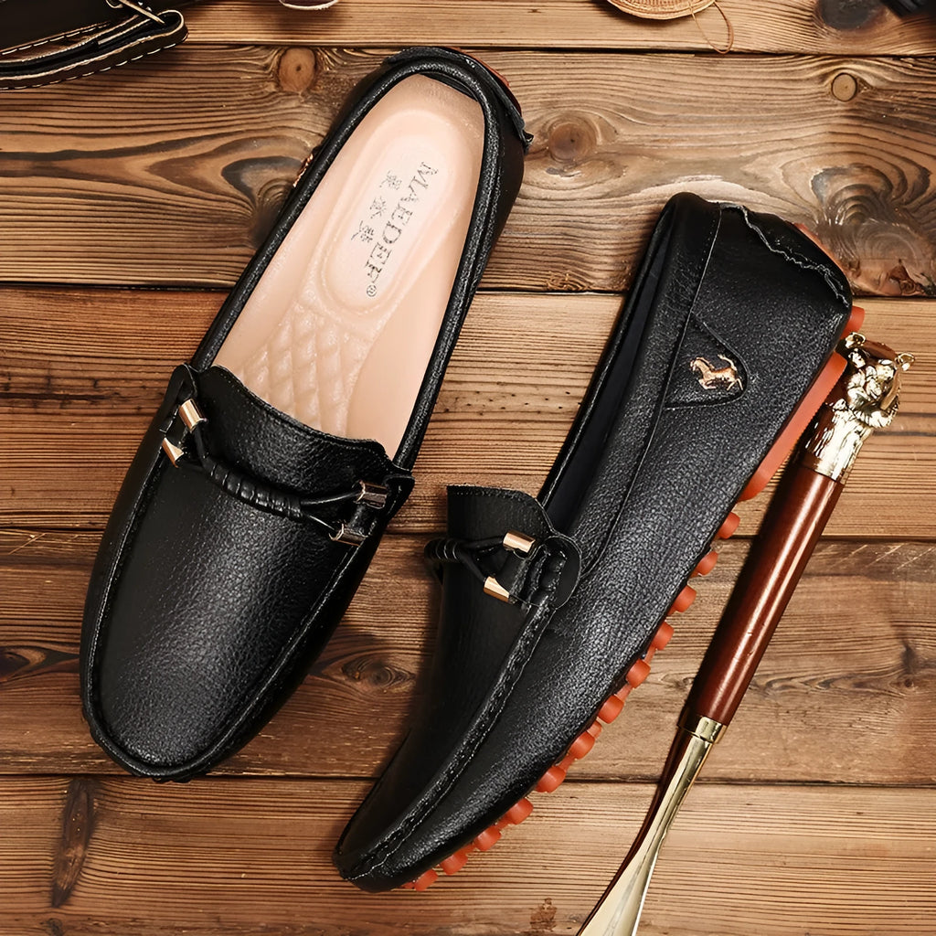 Plus-size men's loafer-style moccasins in black with open toe, second-layer cowhide upper, and low heel