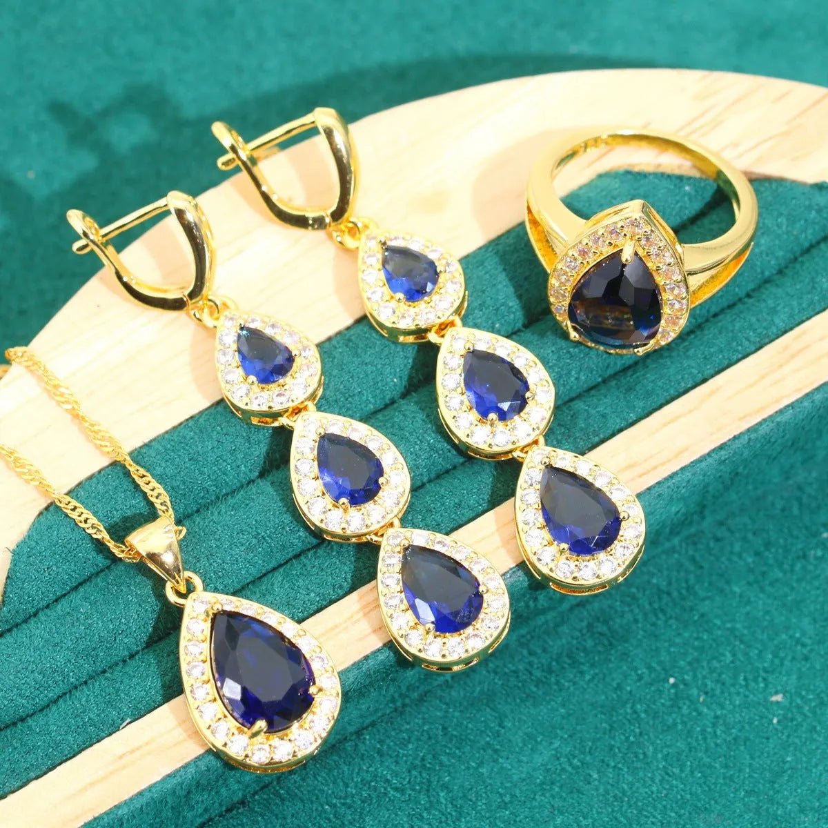 Blue water drop zircon 3-piece jewellery set with copper inlaid zircon, necklace earrings ring, retro auspicious patterns