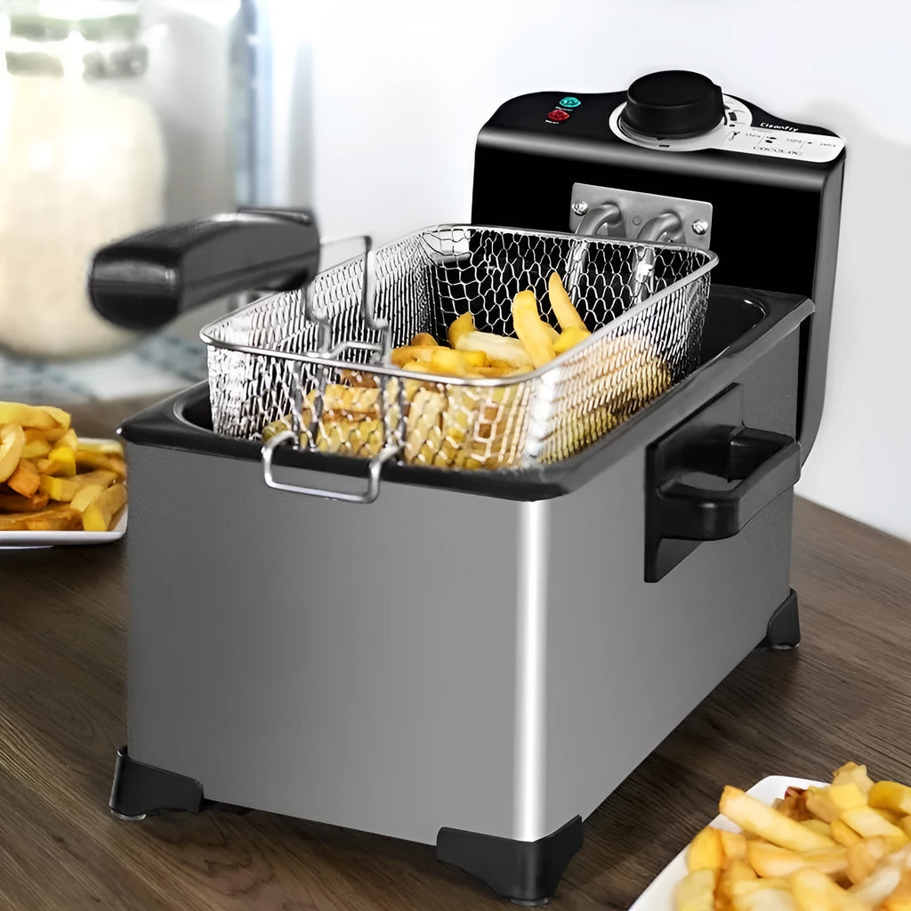 Silver 3 litre electric fryer with Teflon non-stick coating and 2000W