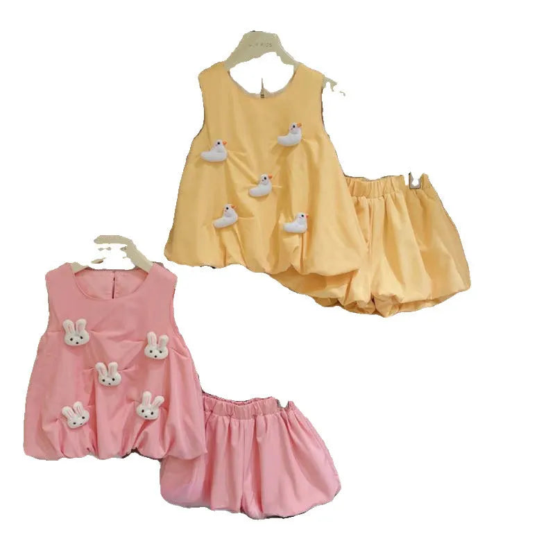 Cotton two-piece suit with long-sleeve shirt and pants, bud-shaped doll detail, pink or yellow, sizes 80-130 yards.