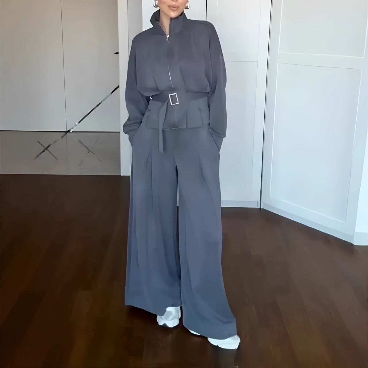 Women's polyester stand collar zip jacket and trousers suit with belt, available in white, dark brown and navy blue