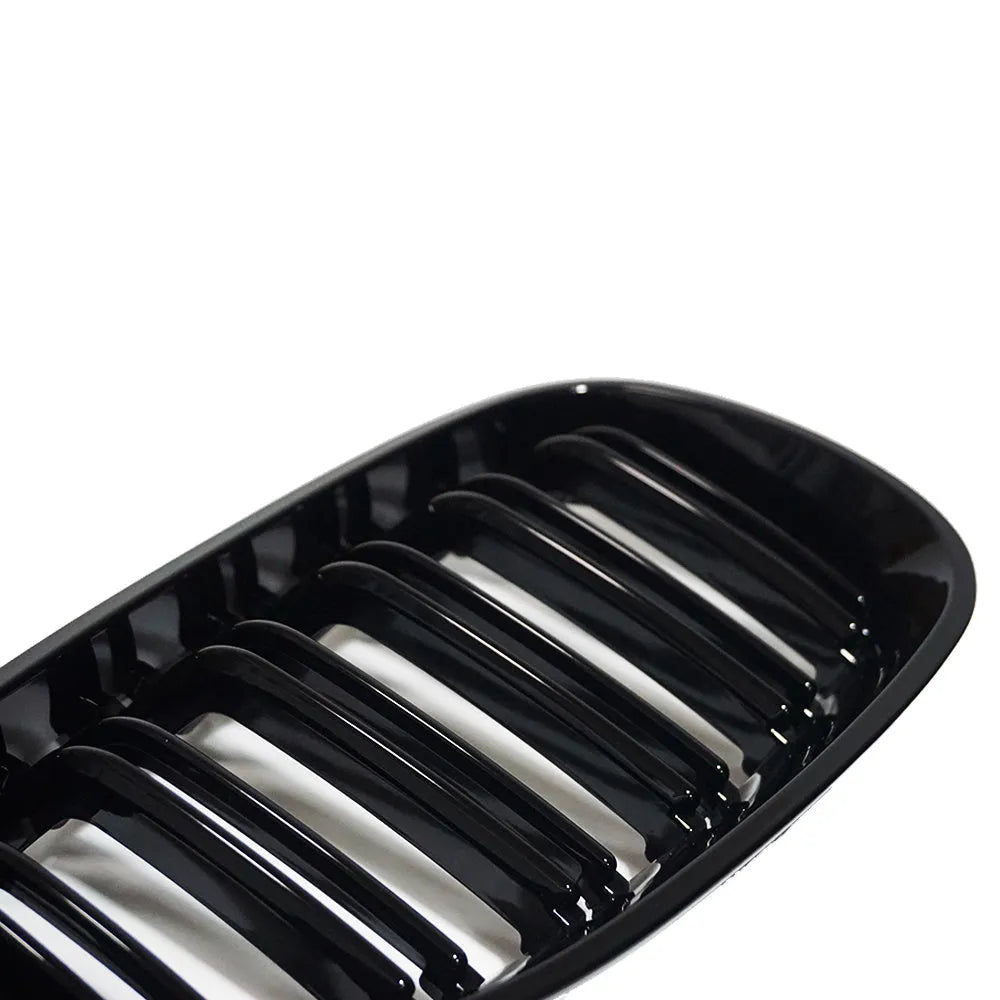 Black carbon fibre style front grille for BMW 5-Series E60 E66 models 2004-2009