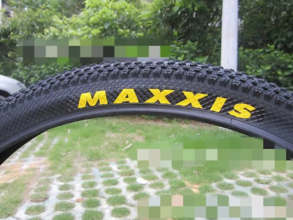 Ultralight puncture-proof mountain bike tyre shown for 26, 27.5 and 29-inch wheel sizes.
