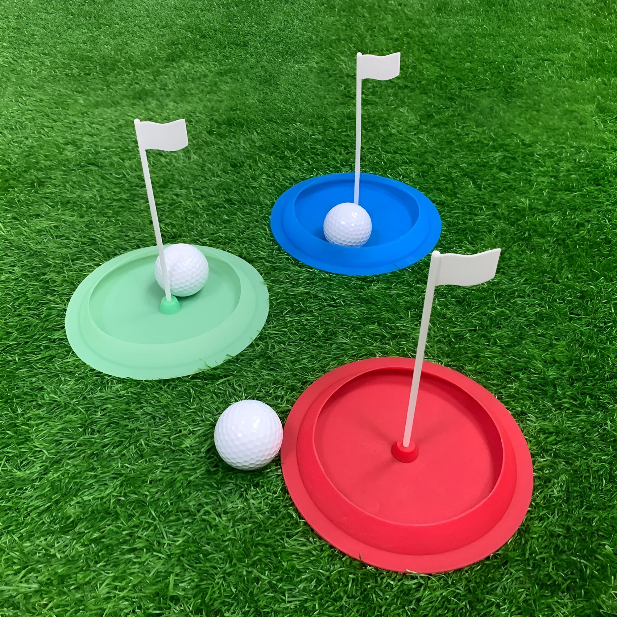 Silicone rubber putting practice disc with 16cm diameter in red, green, or blue