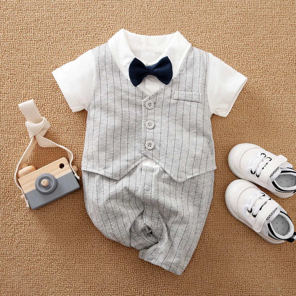 Wine red cotton gentleman-style baby boy jumpsuit with single-breasted closure and long sleeves.