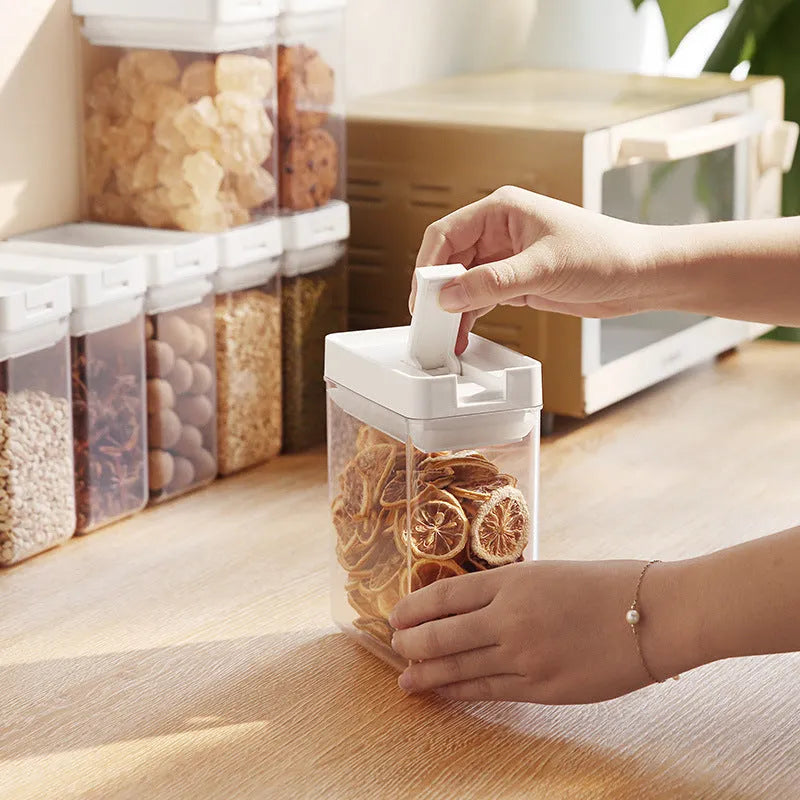 White transparent plastic grain storage container with Japanese design, 400 ml capacity