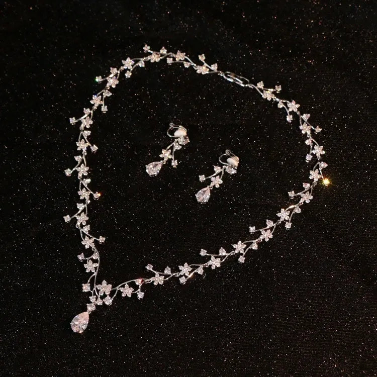 Bridal knot necklace and earrings set with heart, water drop and bell patterns, alloy pendant, silver or gold-plated chain.