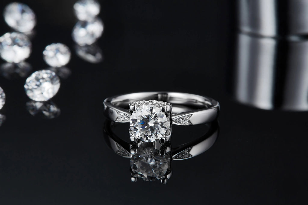 Star Guardian wedding ring set with 1-carat moissanite, S925 silver and platinum plating, sizes 5 to 9