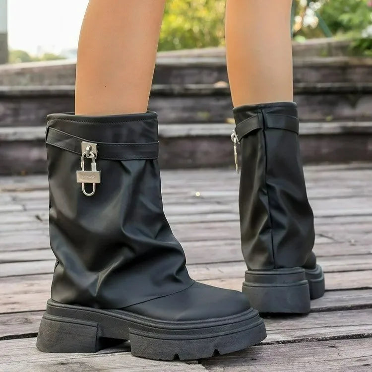 Black simple British style thick-soled Martin boots for women with side zipper, round toe, and square heel