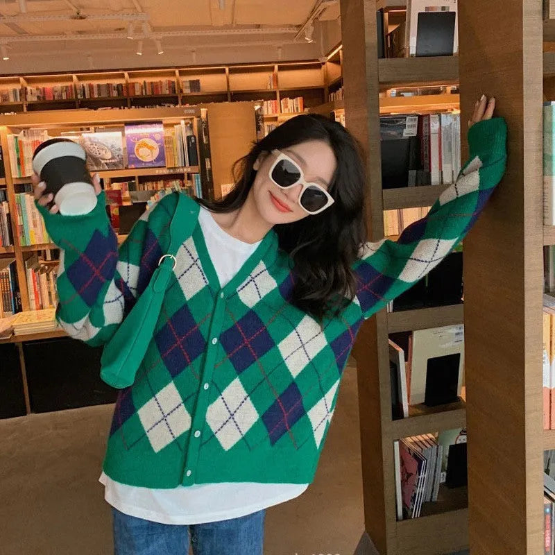Macaron colour knitted casual cardigan in Japanese and Korean style with regular sleeves