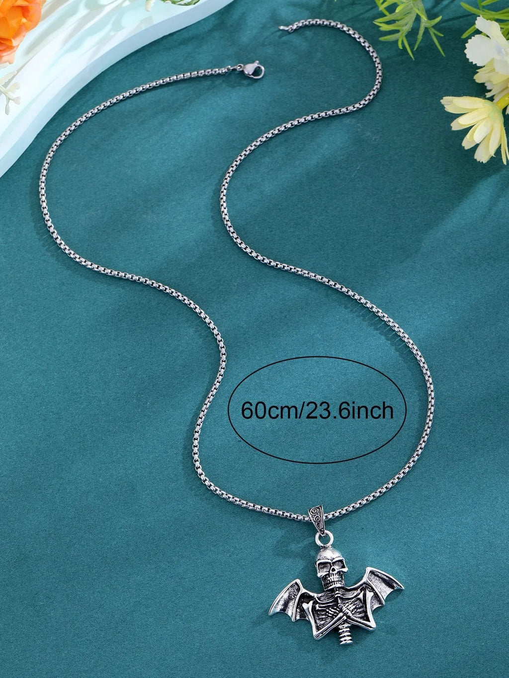 Angel Skull Retro Punk Men's Collarbone Chain necklace with silver-tone alloy angel skull pendant.