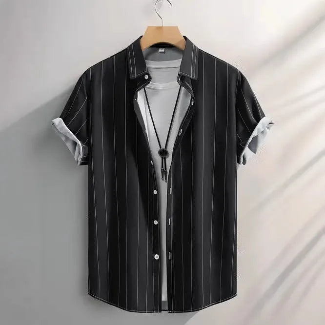 Men's striped short sleeve shirt with stand collar in loose fit for summer casual wear