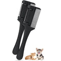 Pet razor comb with comb teeth and integrated grooming blade for dogs and cats.