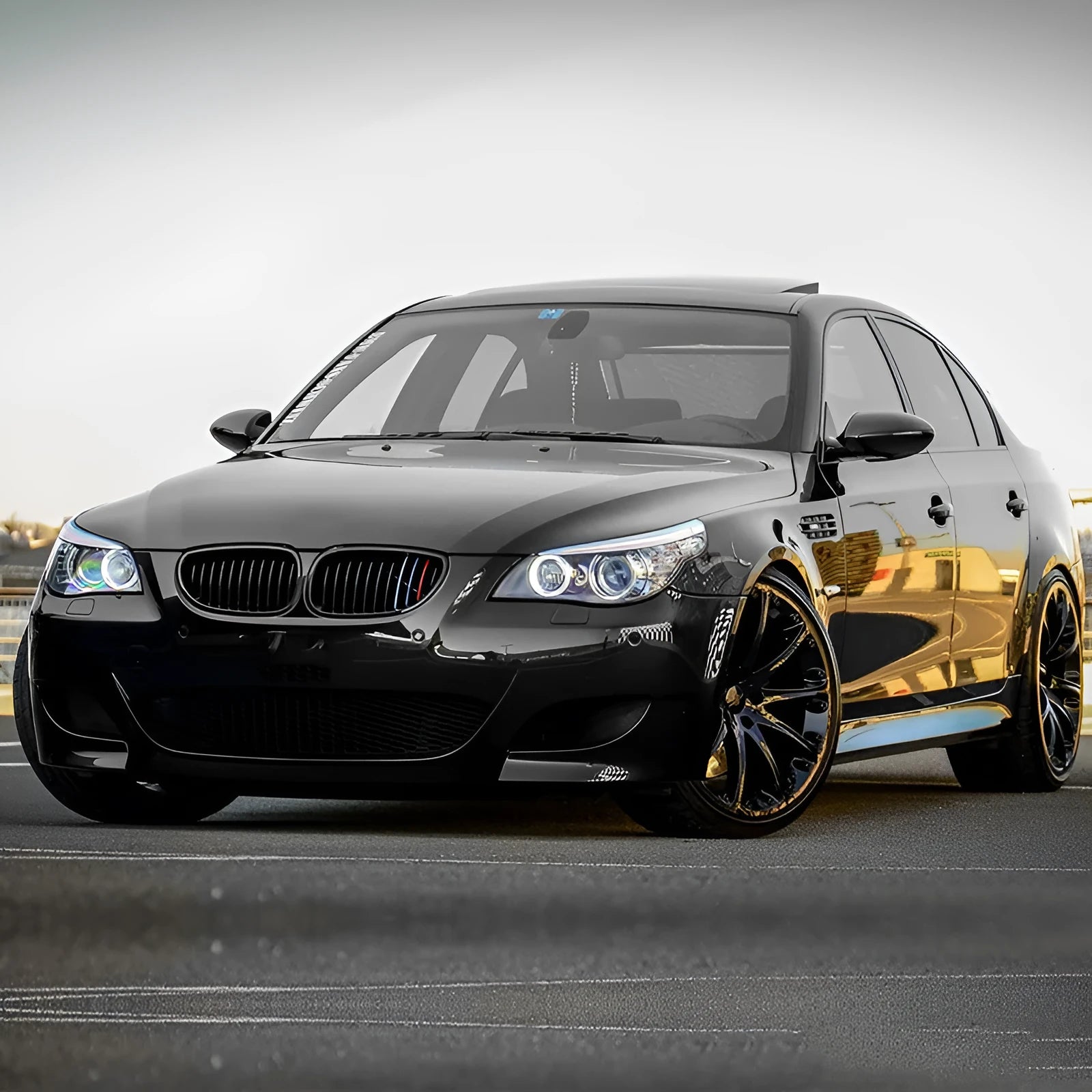 Black carbon fibre style front grille for BMW 5-Series E60 E66 models 2004-2009