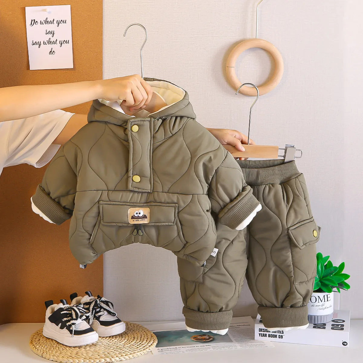 Children's fleece-lined winter suit set with cotton top and trousers in army green, black, or light khaki