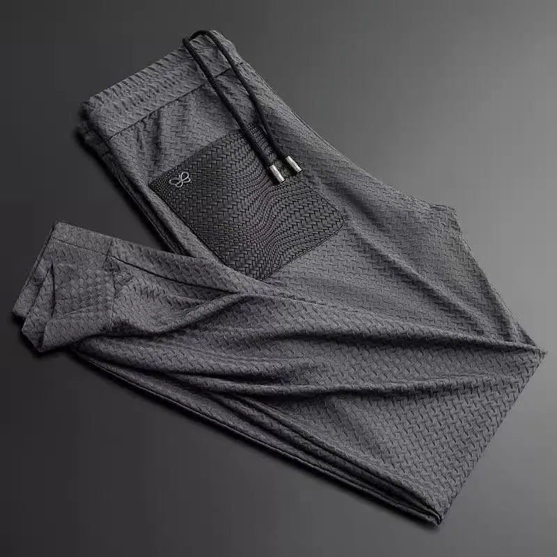 Men's anti-wrinkle houndstooth jacquard slim-fit short sleeve T-shirt and trousers set in grey or black suit colour