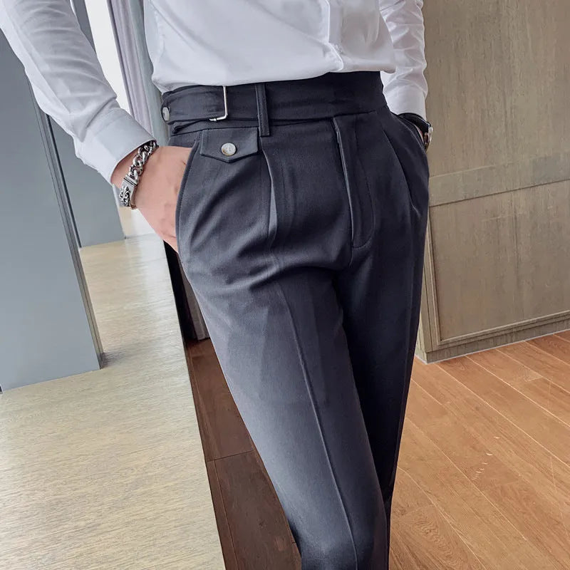 Straight-leg casual trousers in a solid colour on a neutral background.