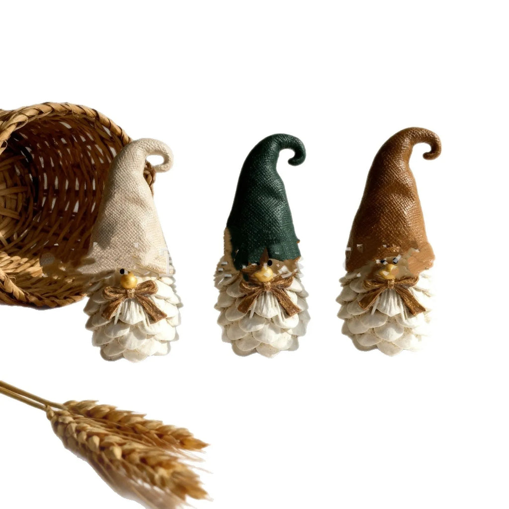 Resin pine cone dwarf decoration set of 3, each 9cm x 5cm x 4cm, for harvest festival displays