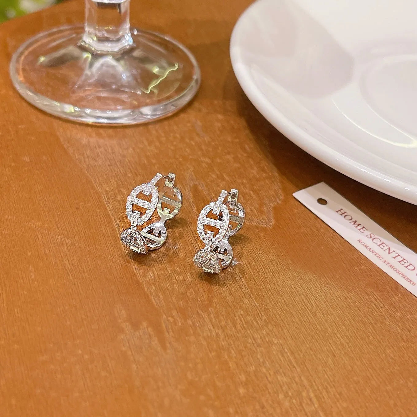 Women's diamond pattern earrings with thick gold plating in three metallic colour options