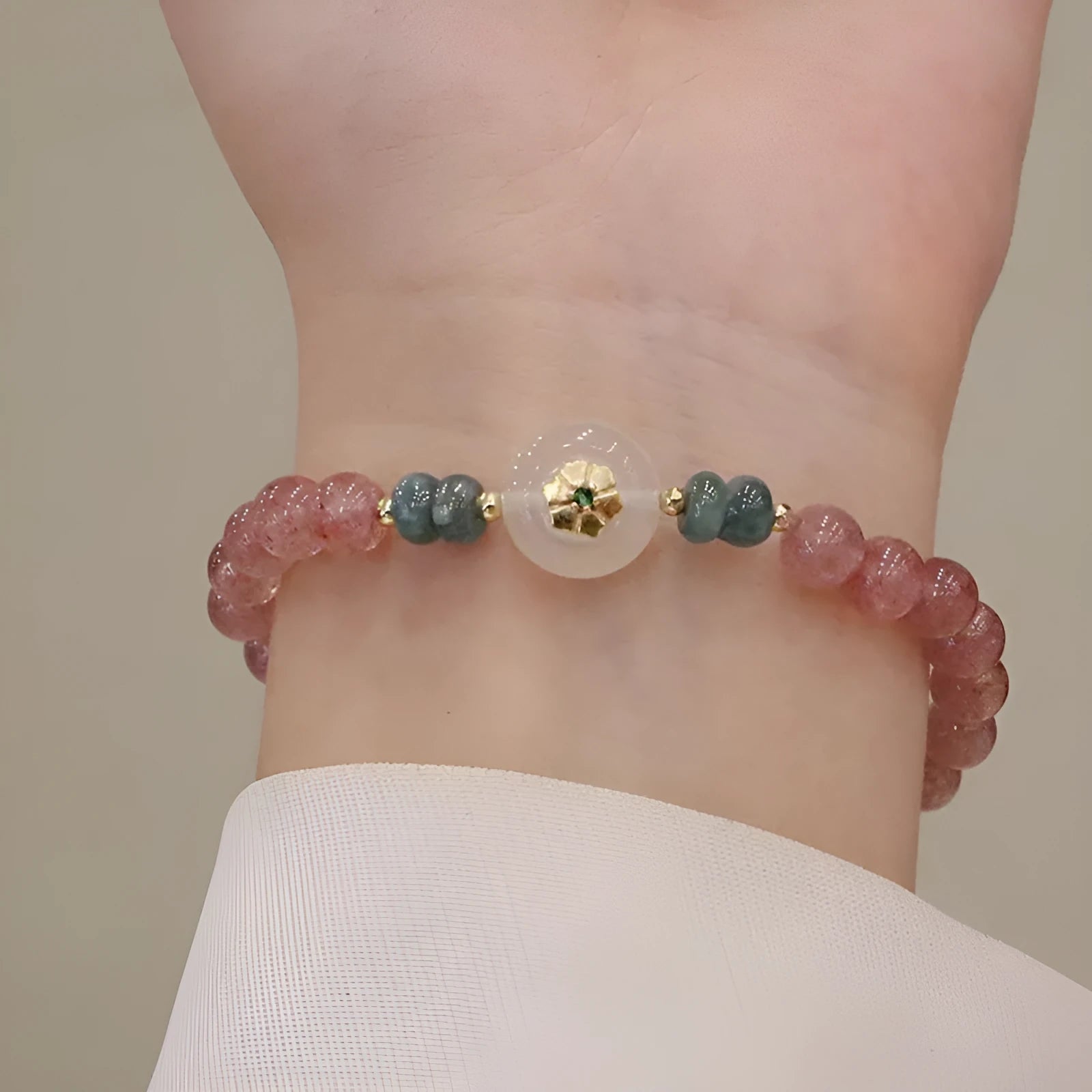 New Chinese style women's bracelet with strawberry quartz, blue water emerald pendant, geometric design