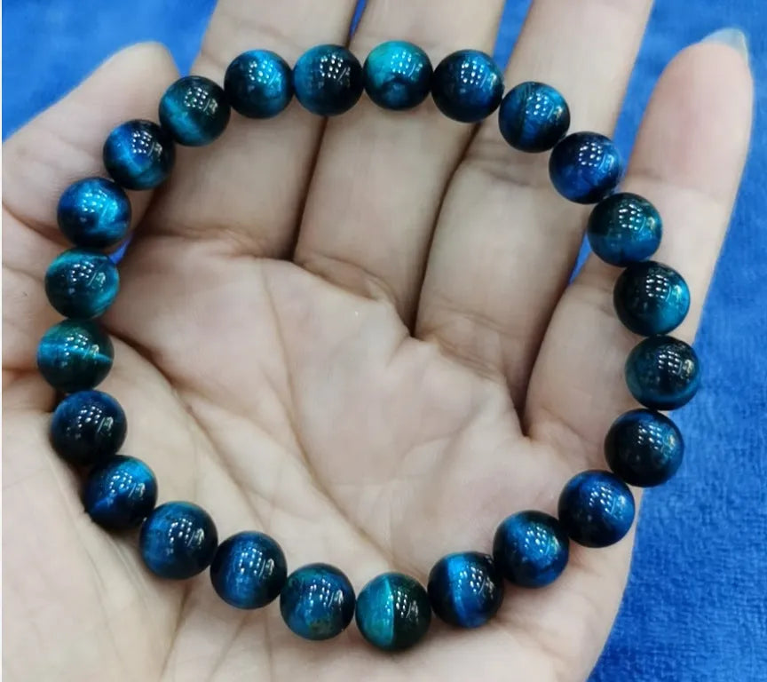 Royal blue tiger eye and lapis lazuli beaded bracelet, 8mm beads, 21cm single circle unisex design