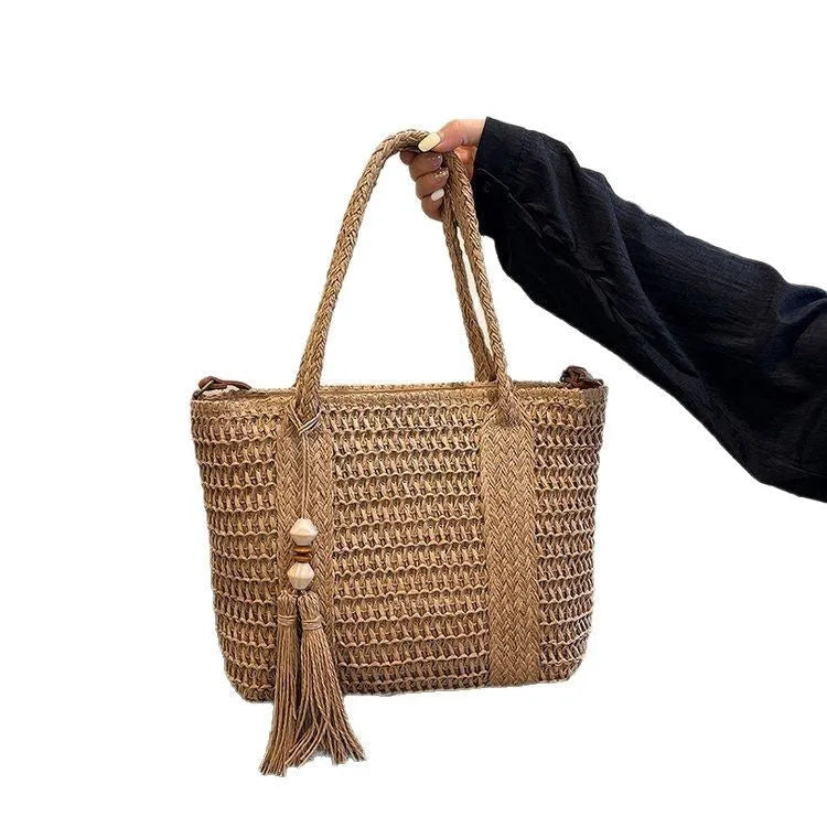 Women's large straw crossbody bag with woven pattern in milky white colour