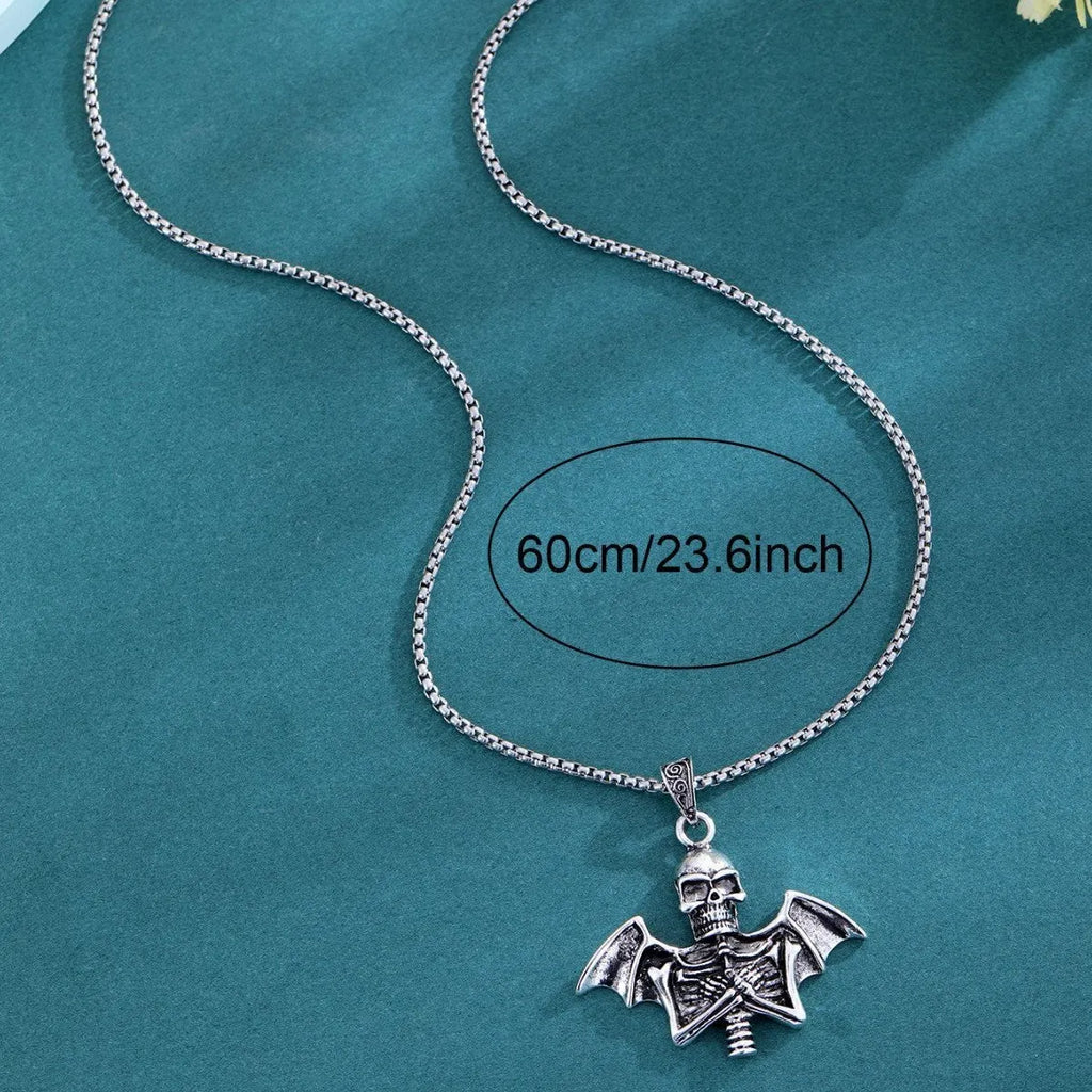 Angel Skull Retro Punk Men's Collarbone Chain necklace with silver-tone alloy angel skull pendant.