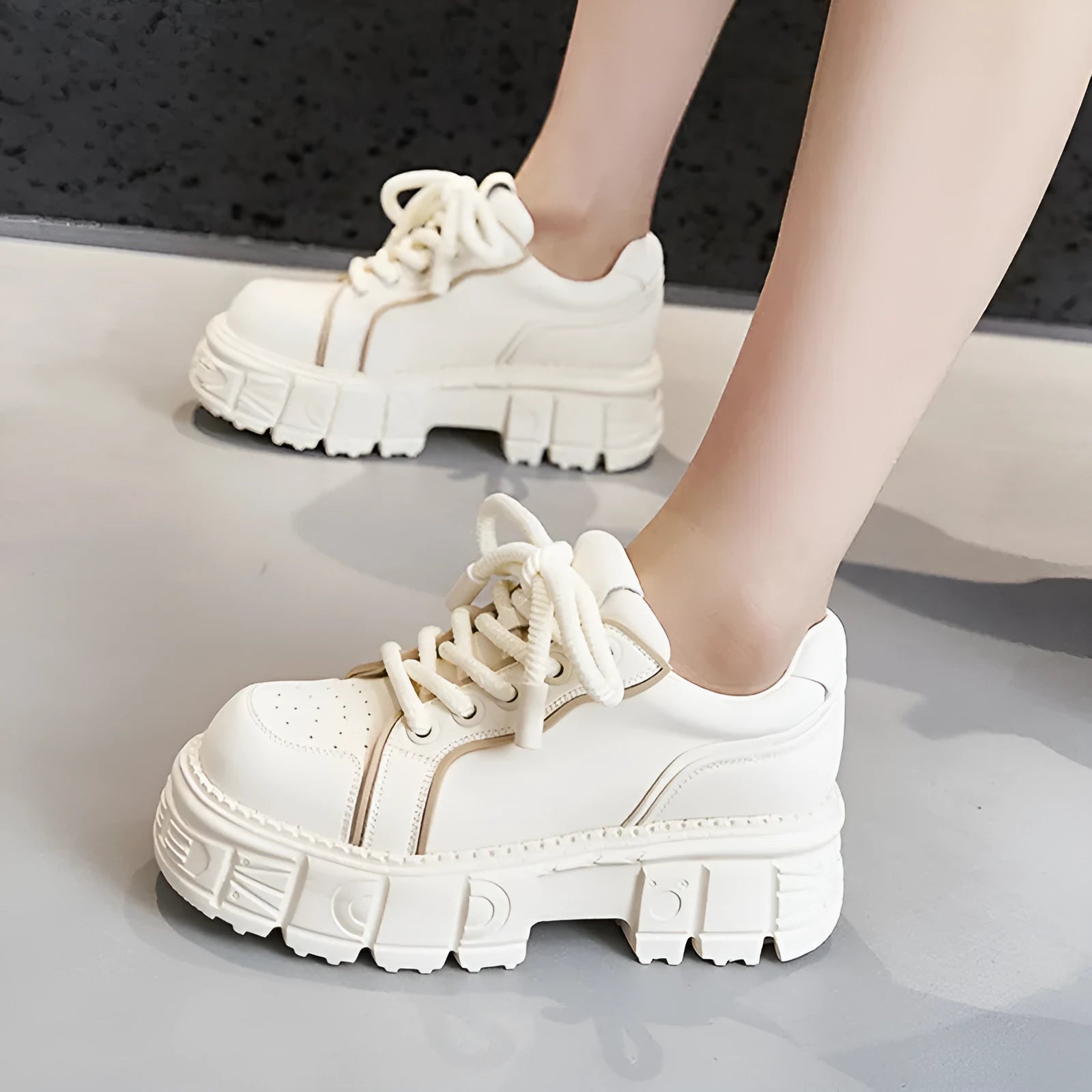 Women's leather casual shoes with height increase in beige and pink colour options