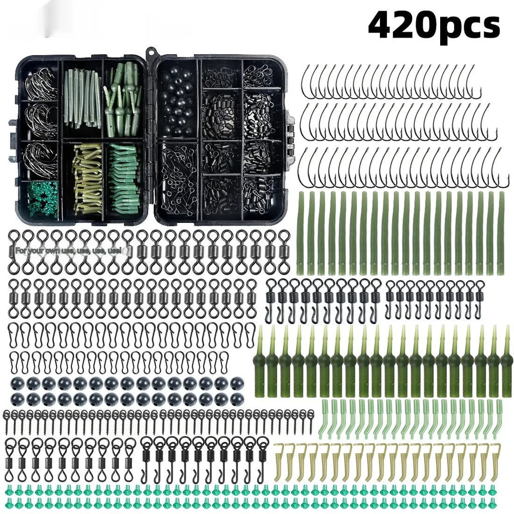 420-piece space beam fishing accessories set in a 12cm x 9.5cm x 3cm box with hooks, swivels, pins, and hoses
