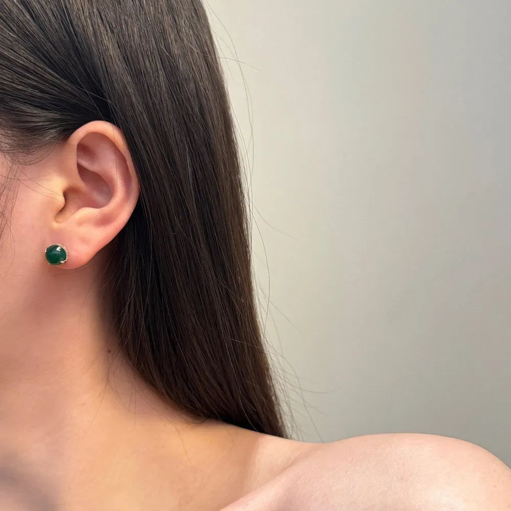 Retro S925 sterling silver green chalcedony stud earrings with platinum electroplated finish, geometric round shape