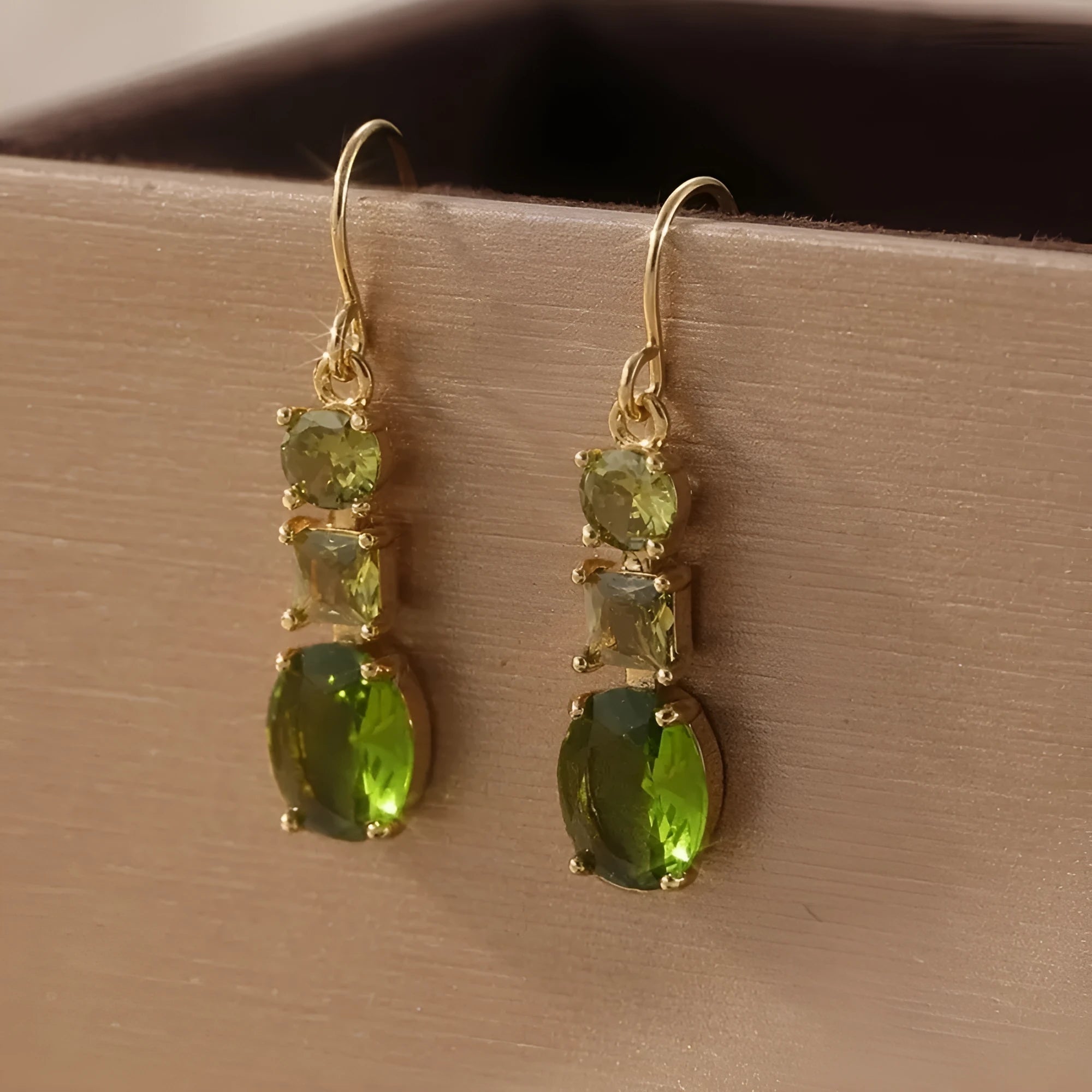 Green geometric quadrilateral copper earrings with retro Bohemian style