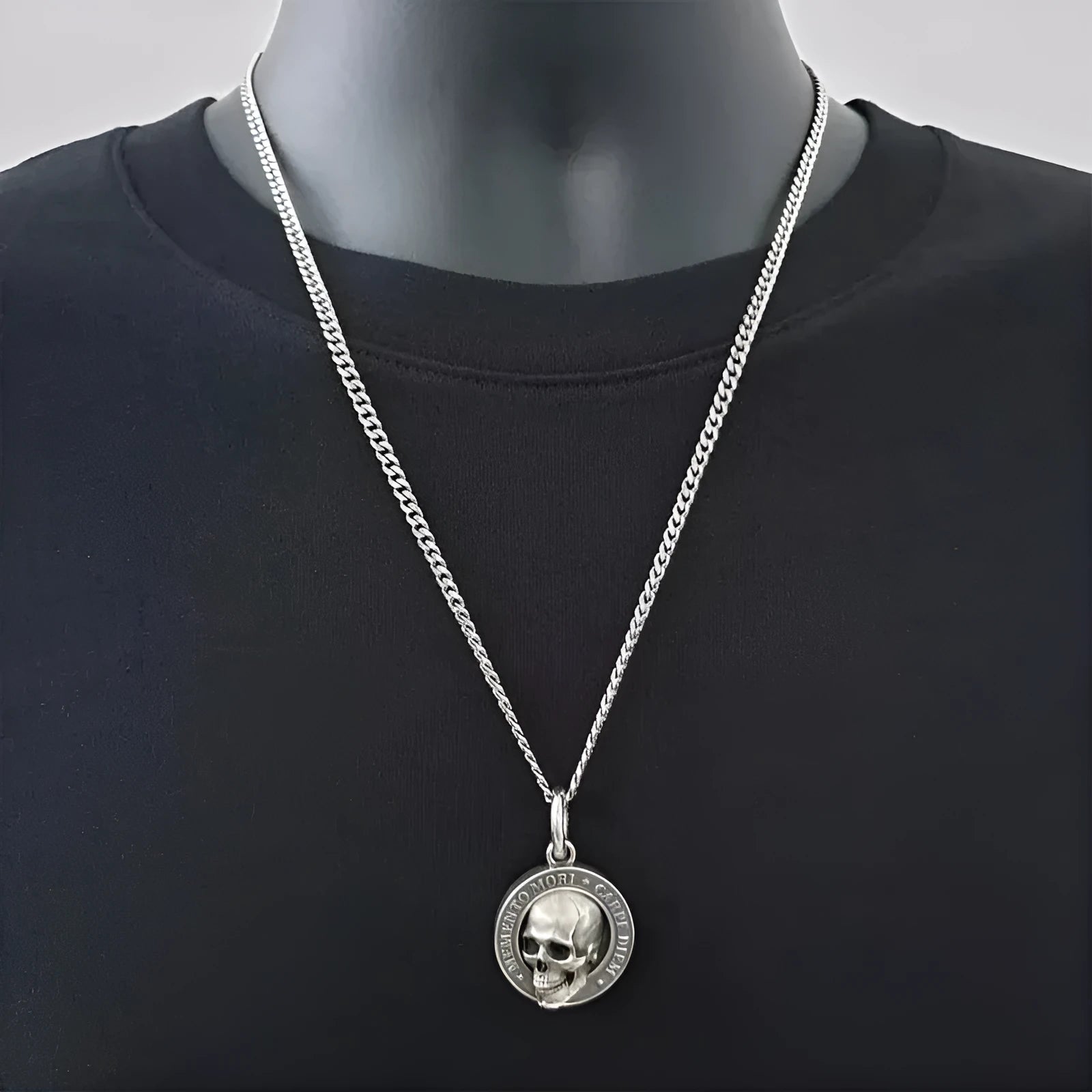 Antique silver stainless steel skull pendant on horsewhip chain with adjustable 51-80cm circumference
