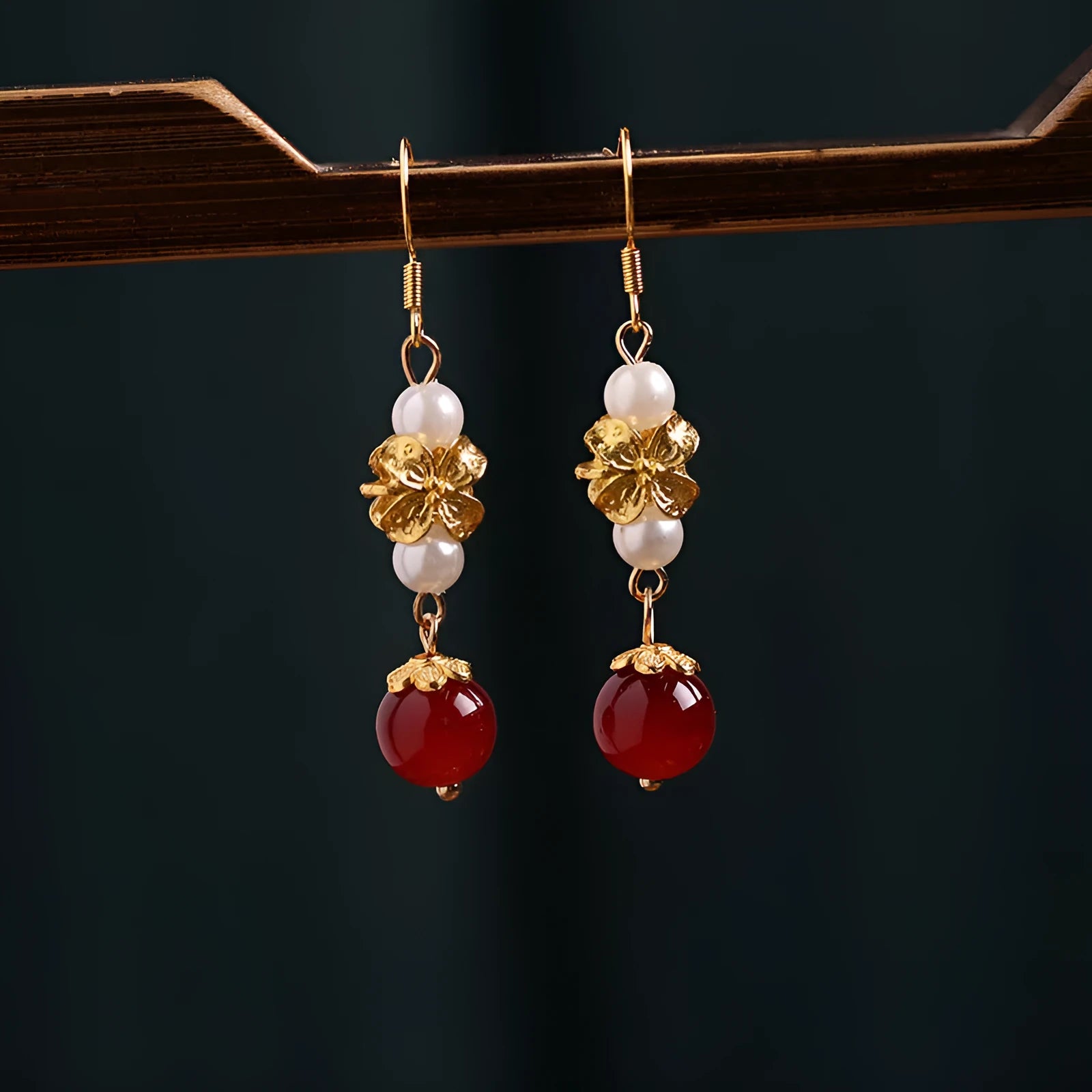 Women's vintage court style Han Cheongsam antique geometric alloy earrings with electroplated finish