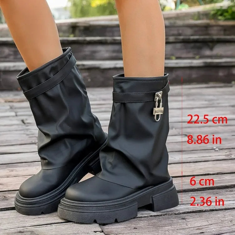 Black simple British style thick-soled Martin boots for women with side zipper, round toe, and square heel