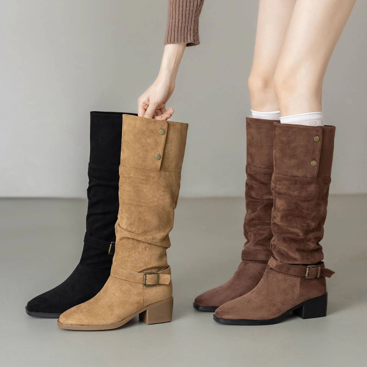 Chunky heel ankle Martin boots with square toe, wrinkled synthetic leather upper, black colour, 3-5cm mid heel.