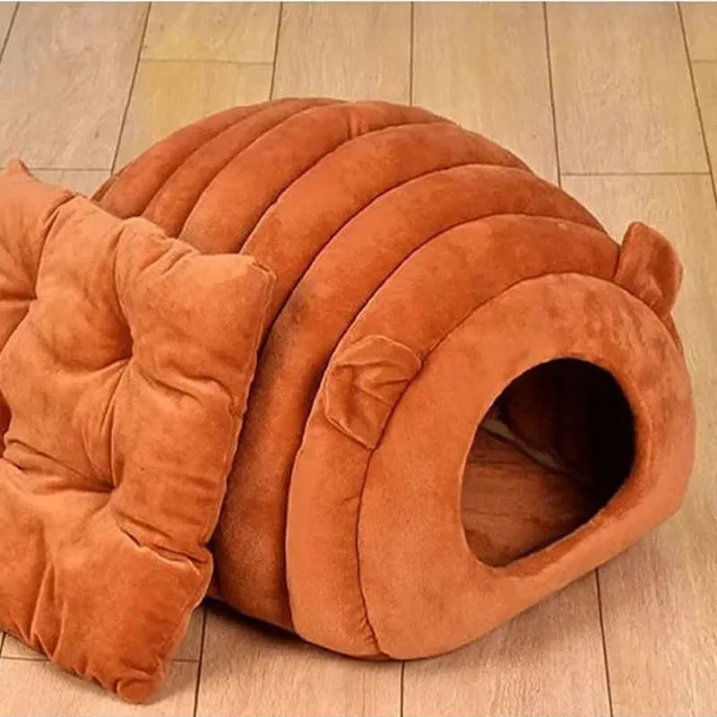 Brown cat bed house 38x42x33cm with white cushion for small pets