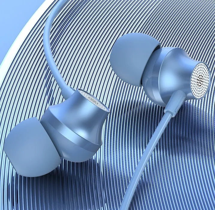 In ear wired subwoofer metal earphones with 3.5mm plug and microphone, black and white options