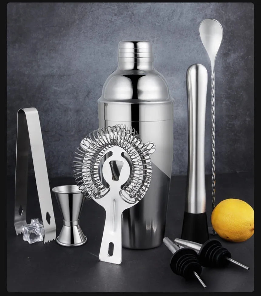 23-piece European style cocktail set with stainless steel bartender tools and acrylic components